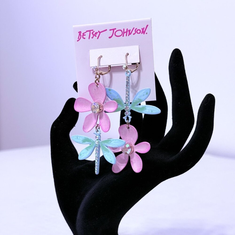 Betsey Johnson NWOB Flower Dragonfly Dangle Mismatch Earrings - Picture 5 of 8